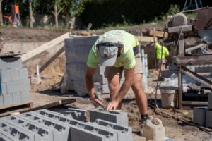 Important Tools and Equipment for Bricklaying Blocklaying